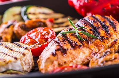 Essensbestellungen beim Gastronomen in Ihrer Nähe - Bestellen Sie griechisches Essen jetzt online als Takeaway oder beim Lieferservice Ihrer Wahl! Speisekarten von Griechen und regionalen Lieferservices für griechische Spezialitäten auf FrischBox.de!