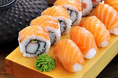 Essensbestellungen beim Gastronomen in Ihrer Nähe - Bestellen Sie japanisches Essen und Sushi jetzt online als Takeaway oder beim Lieferservice Ihrer Wahl! Speisekarten von Japaner und Asia-Restaurant für japanische Spezialitäten auf FrischBox.de!
