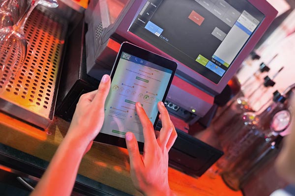 Sie suchen einen fairen Partner für Lieferservice und Takeaway? Willkommen bei FrischBox.de - Wir unterstützen Sie als Gastronom, Getränkehandel oder Backshop! Ihr Lieblingsessen frisch zubereitet von Gastronomen und Restaurants in Ihrer Umgebung!